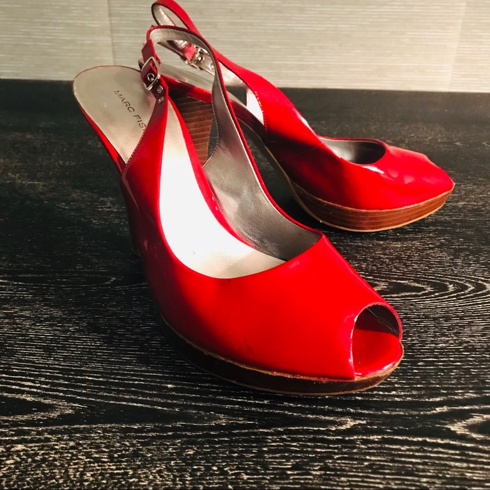 Marc Fisher 👠Red Open Toe, Sling Back Shoe